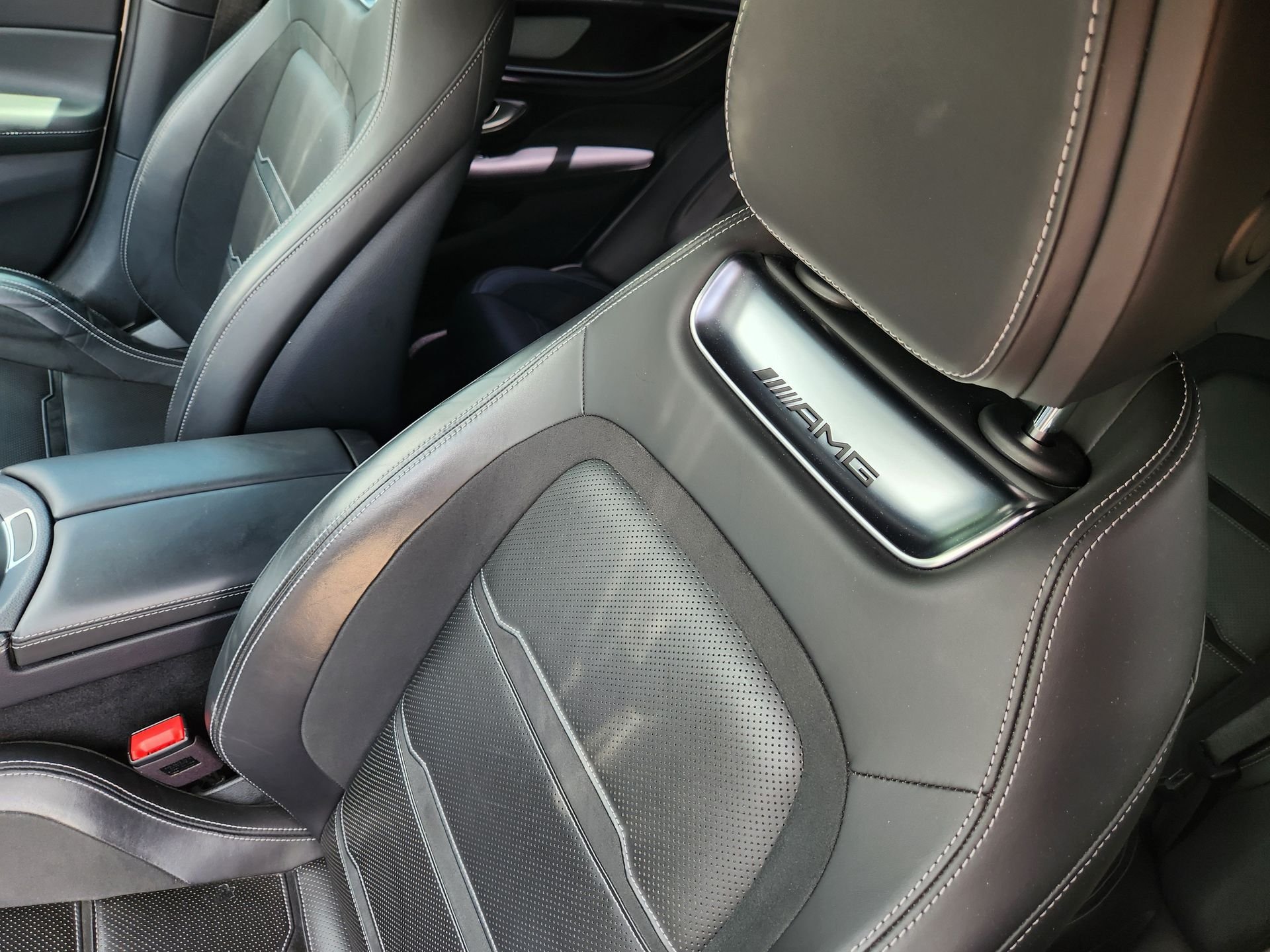 Used 2019 Iridium Silver Metallic Mercedes-Benz Base image 16