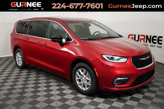 2026 Chrysler Pacifica Select's photo