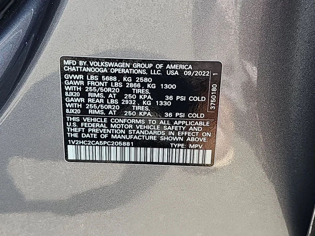 Used 2023  Volkswagen 2.0T SE w/Technology image 38
