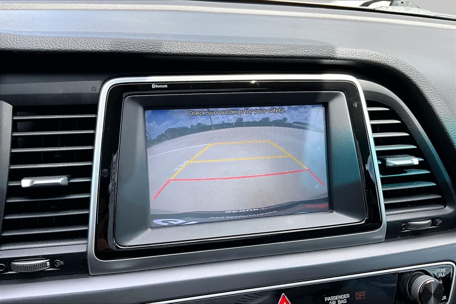 Used 2019 Phantom Black Hyundai SE image 24