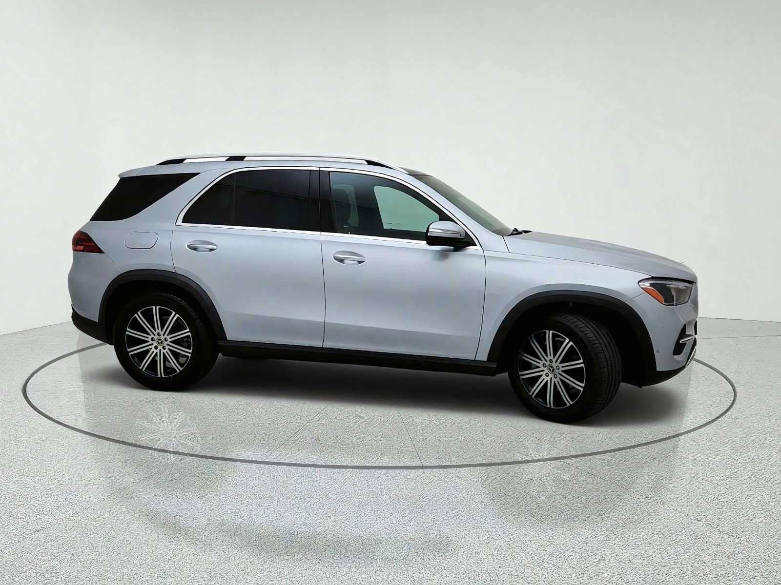 Used 2026 Cirrus Silver Metallic Mercedes-Benz GLE 350 image 6