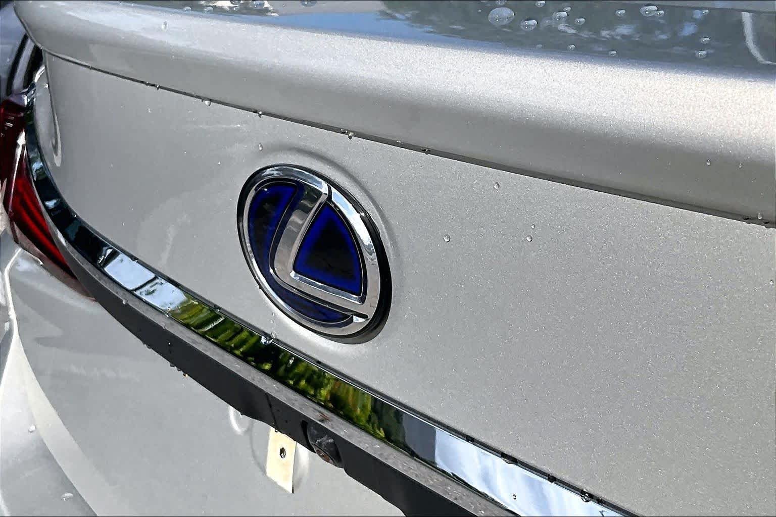 Used 2021 Moonbeam Beige Metallic Lexus Ultra Luxury image 31