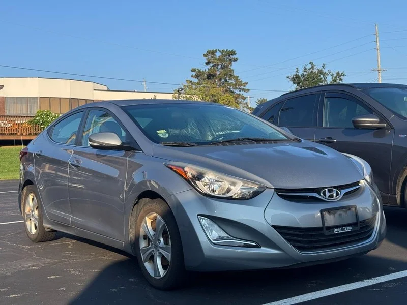 Used 2016 Shale Gray Metallic Hyundai Value Edition image 2