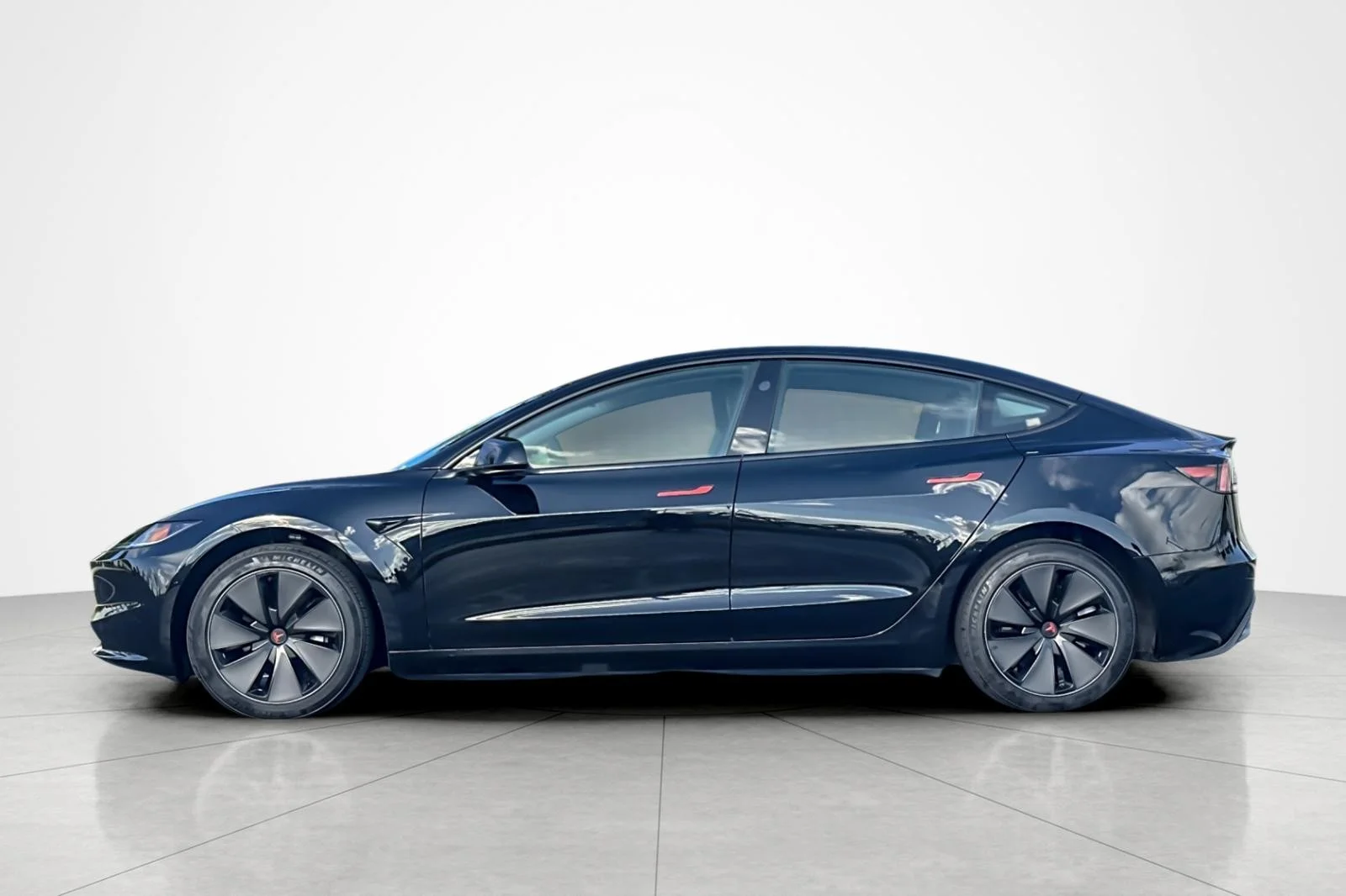 Used 2025 Tesla Model 3 Long Range with VIN 5YJ3E1EA1SF882175 for sale in Carson, CA