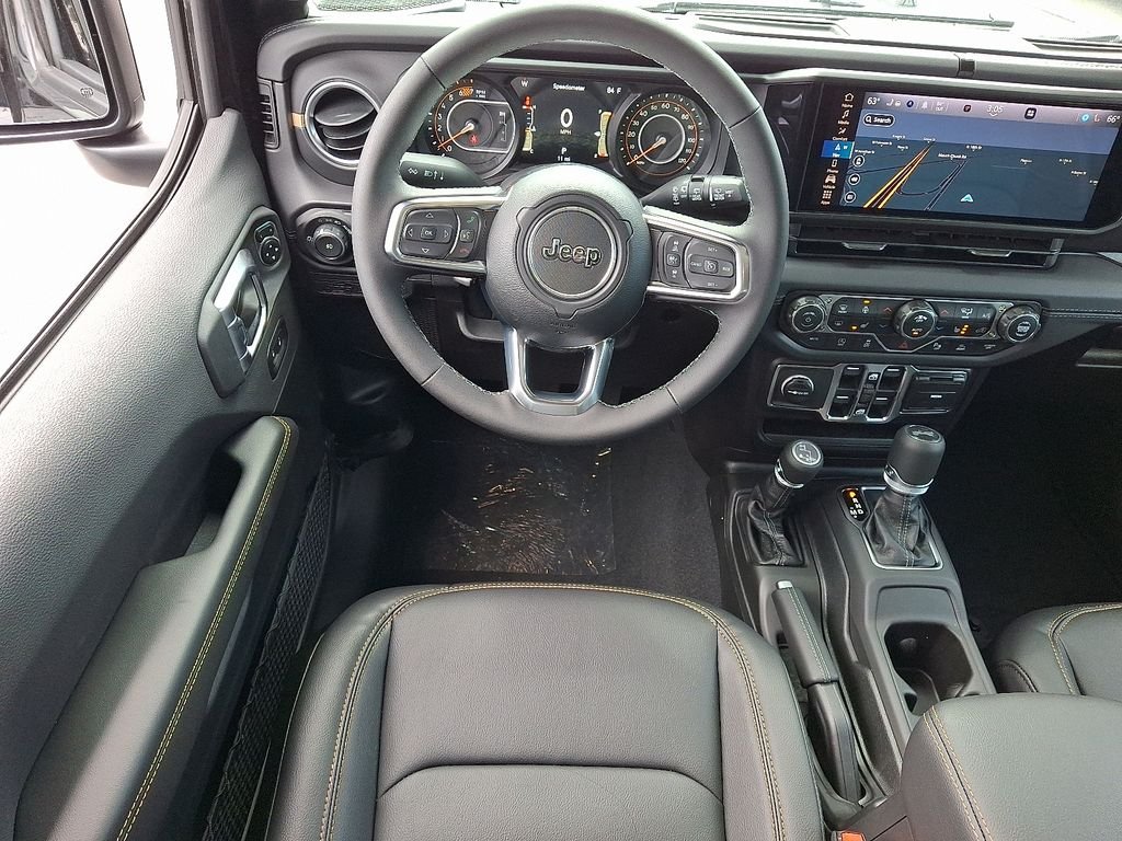 New 2026 Black Clear-Coat Exterior Paint Jeep Sahara image 7