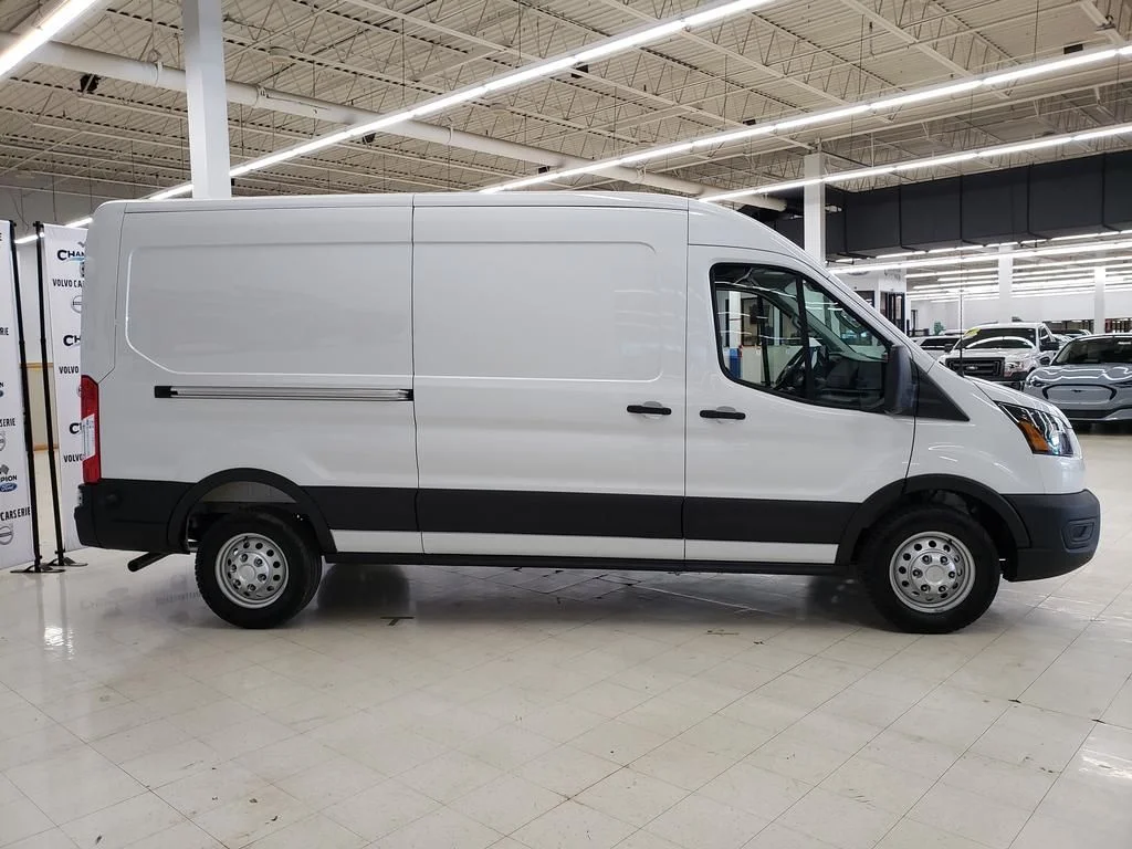 New 2026 Oxford White Ford Cargo Van image 5
