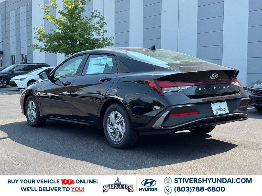 New 2026 Black Hyundai SE image 12