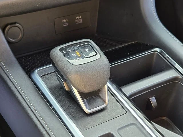 Used 2025 Gray Nissan SV image 29