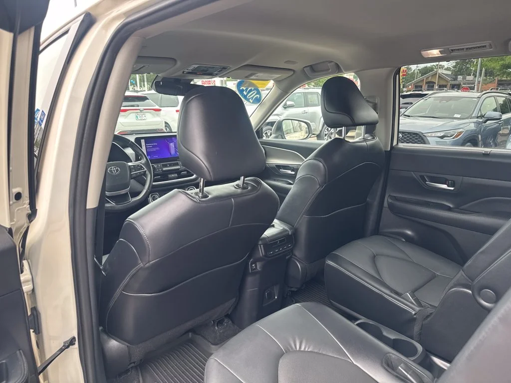 Used 2024 White Toyota XLE image 40