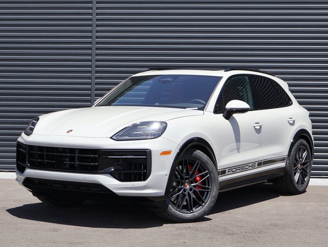 2026 Porsche Cayenne GTS