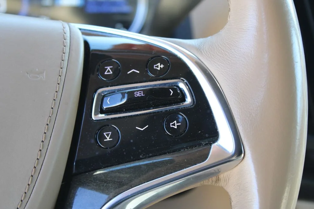 Used 2020 Black Cadillac Platinum Edition image 29