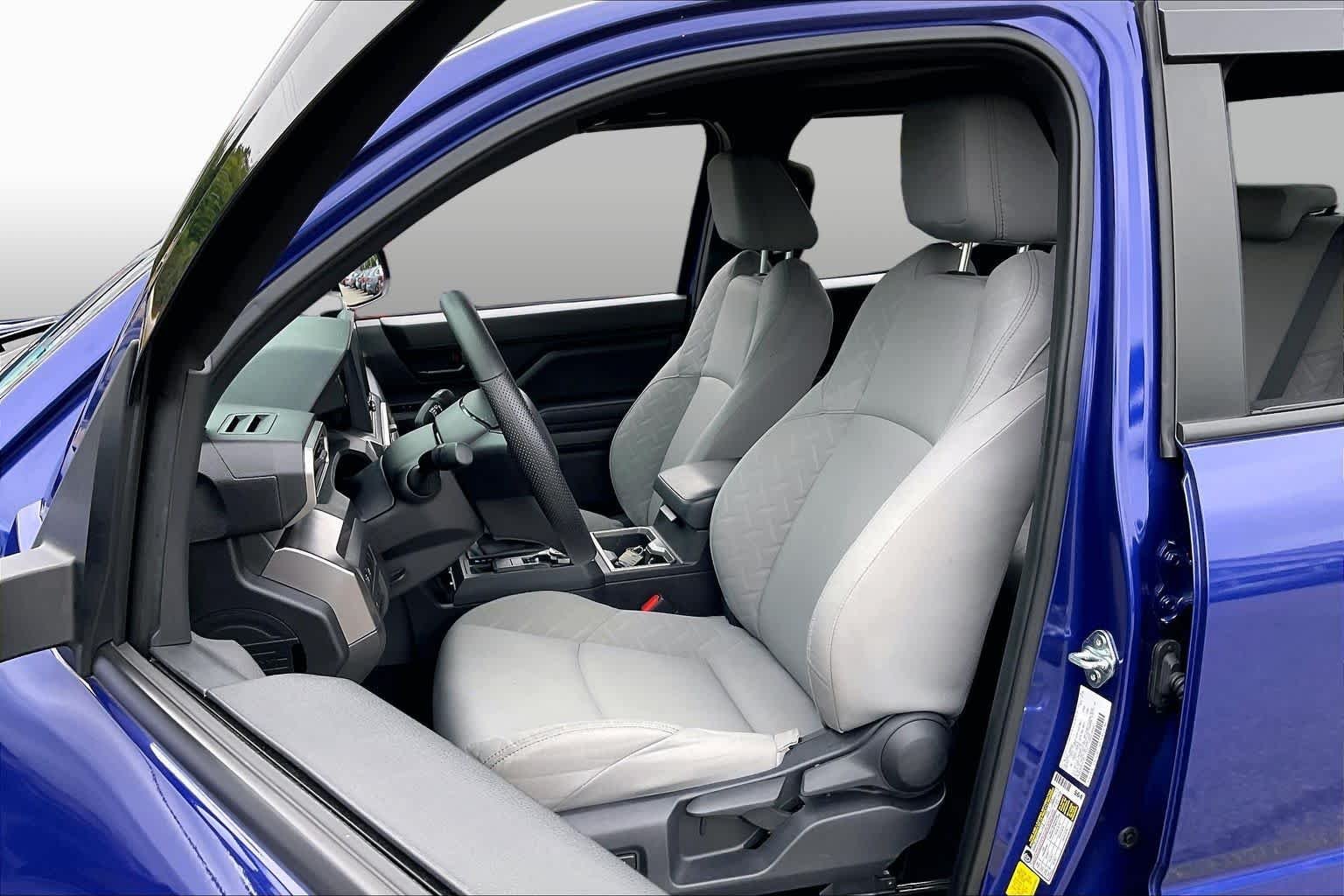 Used 2025 Blue Crush Metallic Toyota SR5 image 7