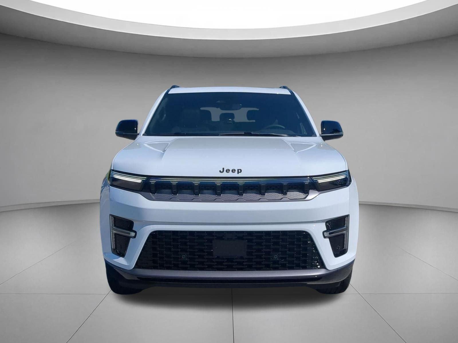 New 2026 Bright White Clear-Coat Exterior Paint Jeep Limited Altitude image 8