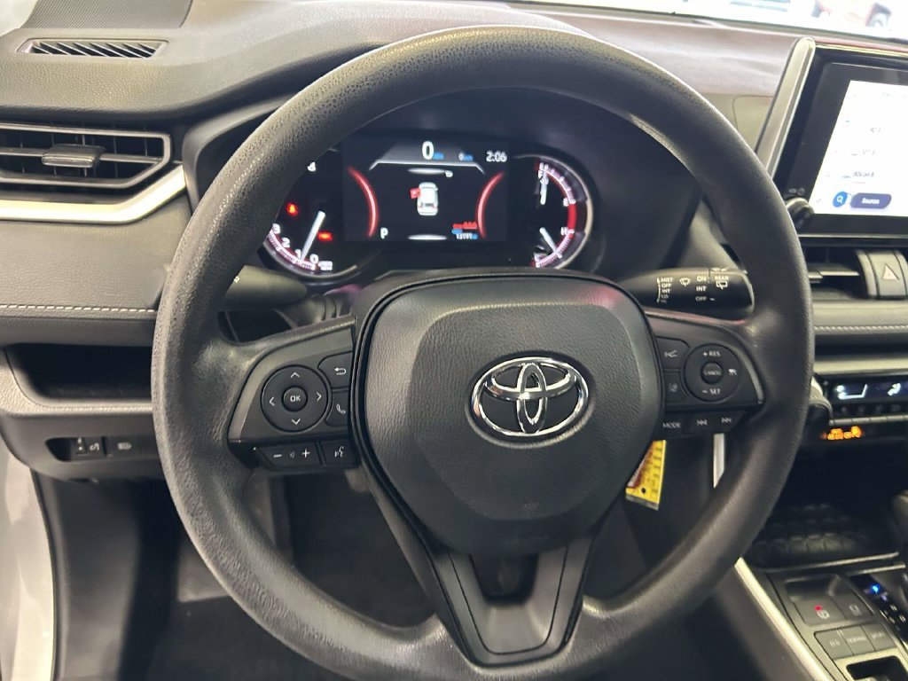 Certified Used 2025 Silver Toyota LE image 18