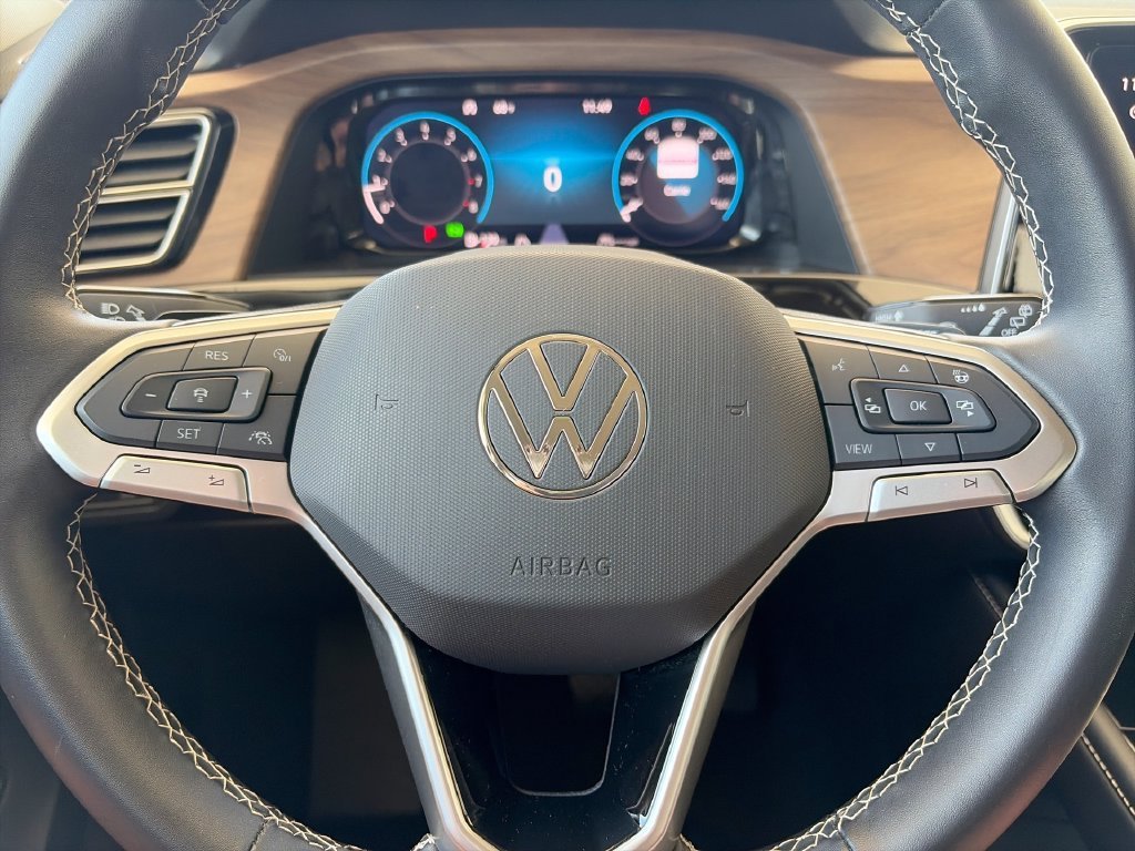2024 Volkswagen Atlas SE w/Tech - Photo 21