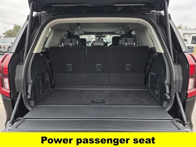 2025 Ford Expedition Active - Photo 8