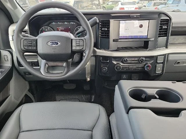 New 2026 Oxford White Ford F-350® XL image 10