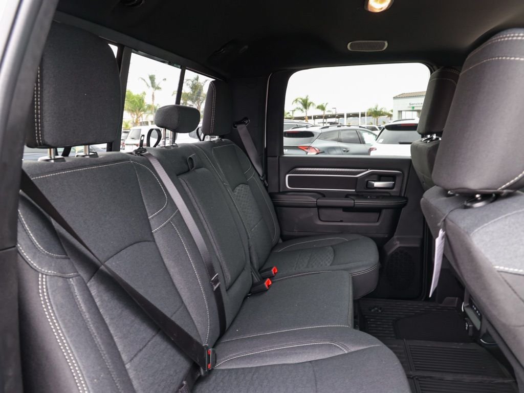 New 2026 Bright White Clear-Coat Exterior Paint RAM Big Horn Night Edition image 16