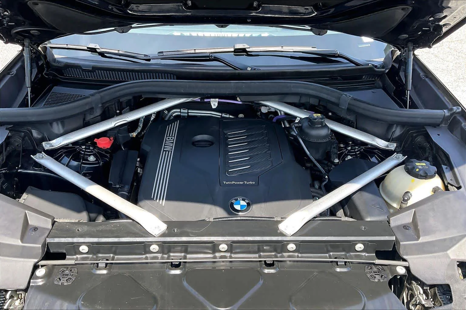 Used 2023 Carbon Black Metallic BMW xDrive40i image 33