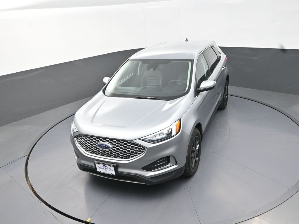 2023 Ford Edge SEL - Photo 16