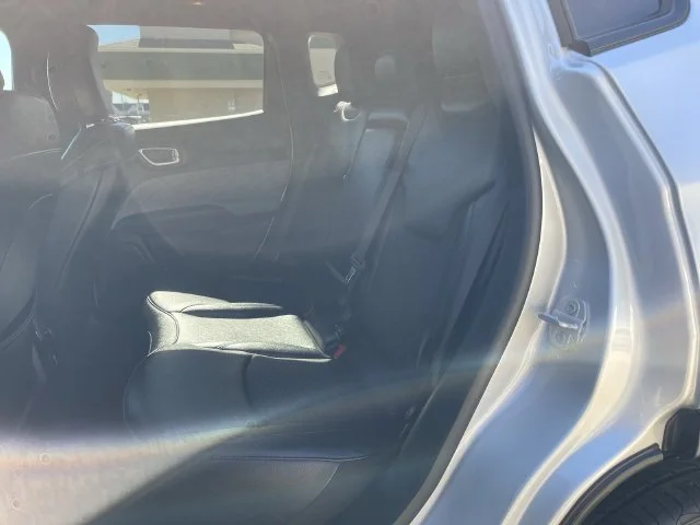 Used 2024 Silver Jeep Latitude image 13