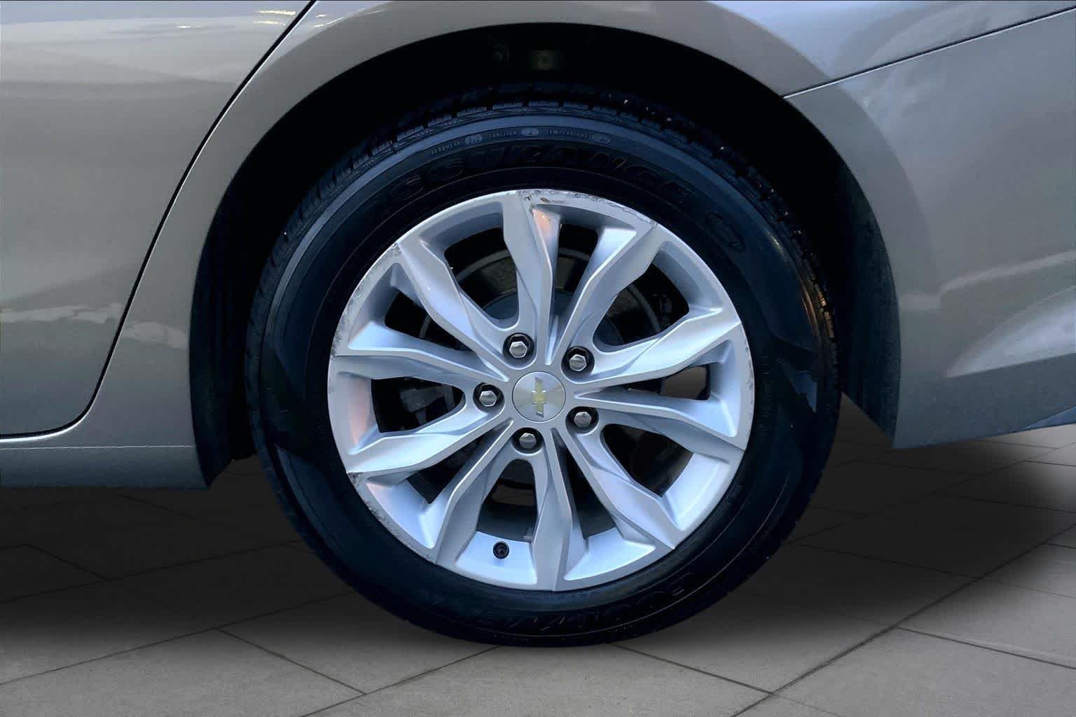 Used 2020 Stone Gray Metallic Chevrolet LT image 11