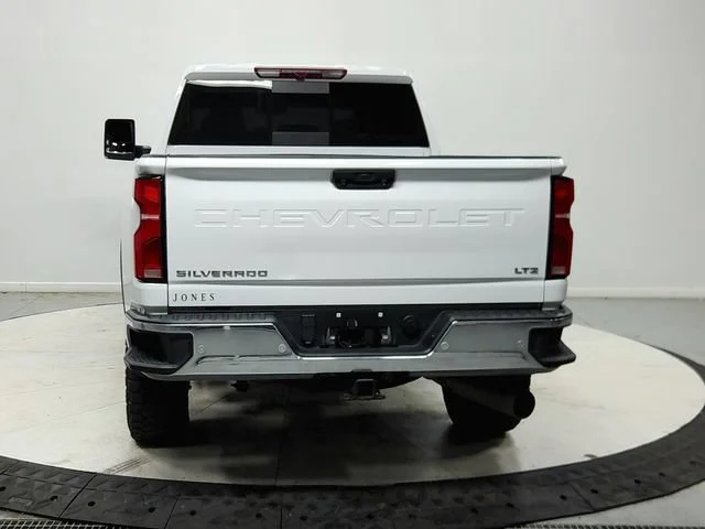 Used 2025 Summit White Chevrolet LTZ image 7