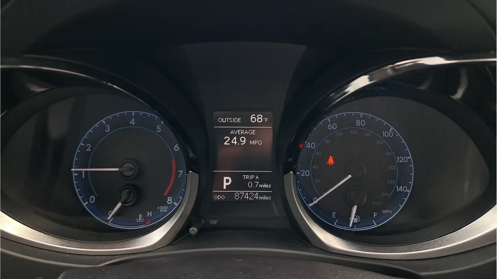Used 2016 Blue Toyota S image 14