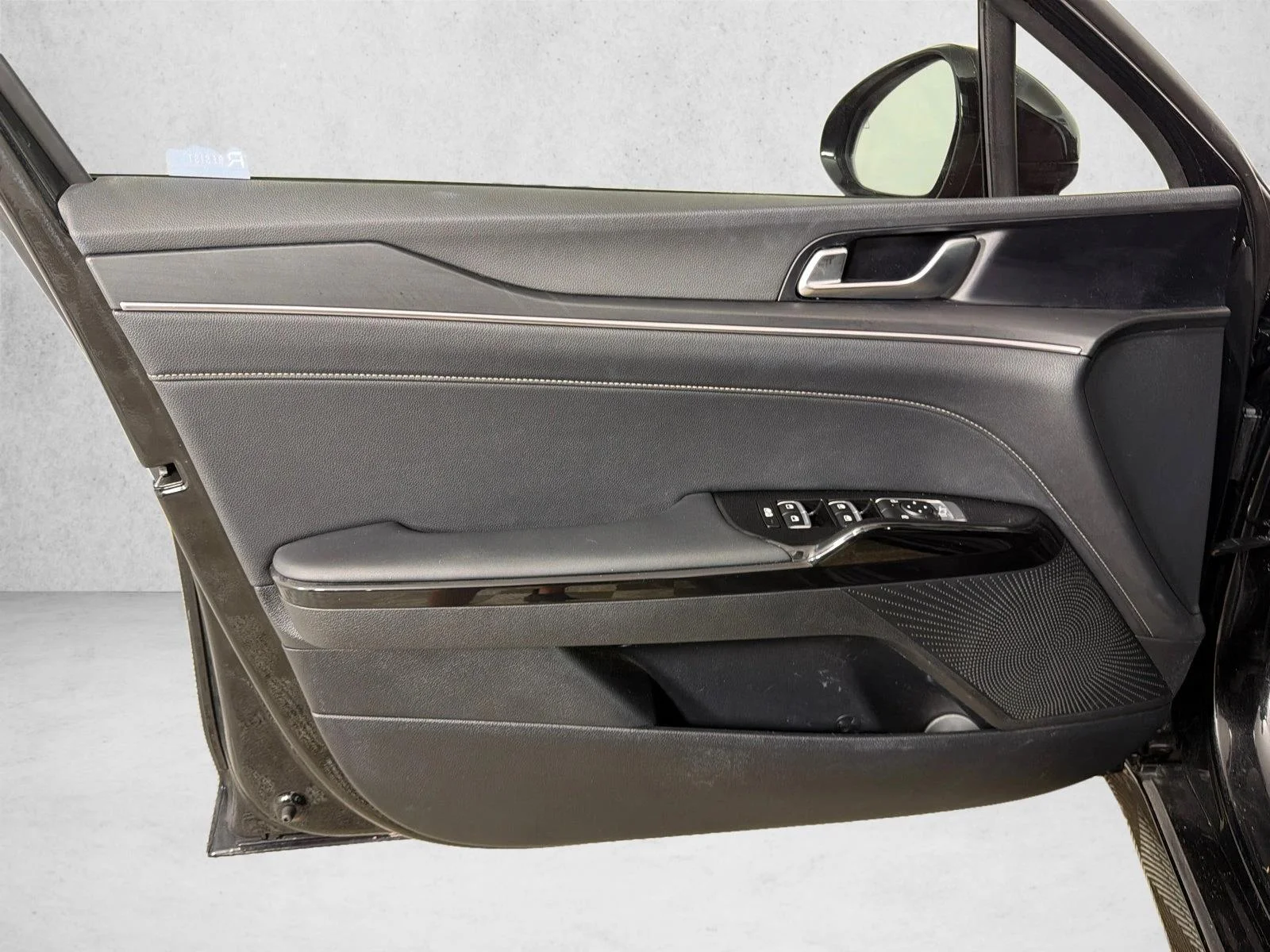 Used 2025 Silver Kia GT-Line image 11
