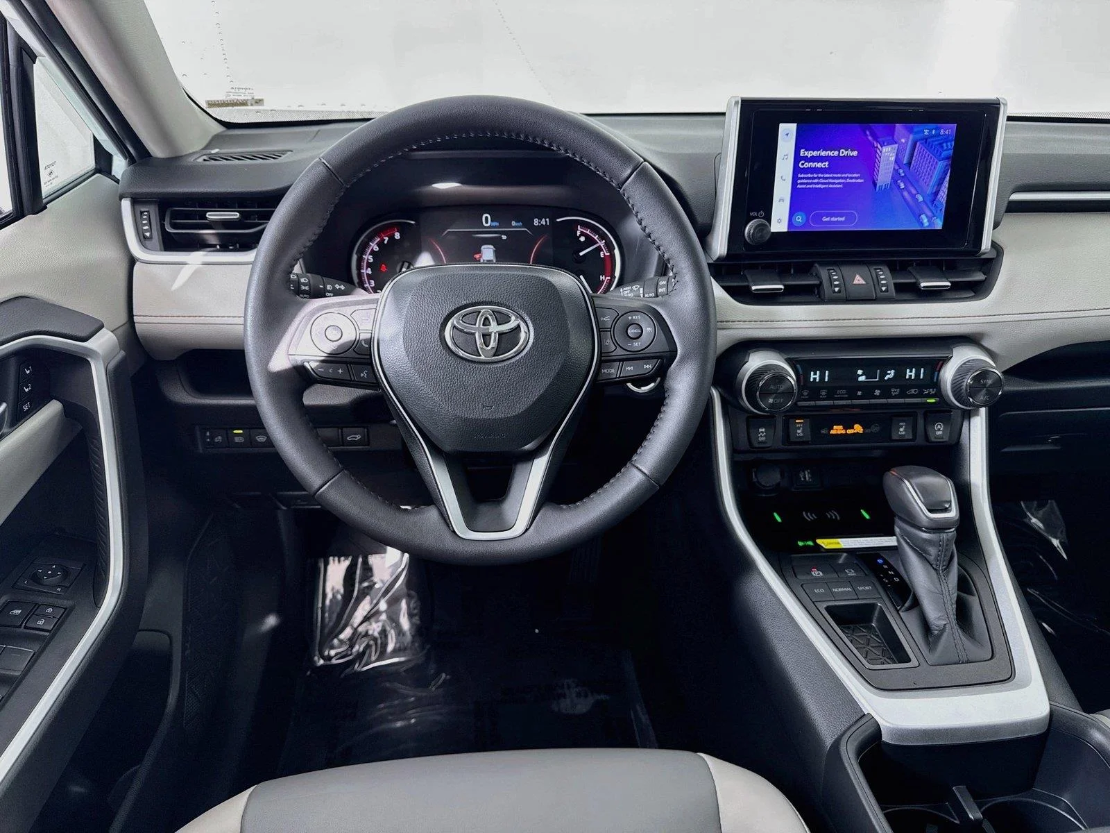 Used 2025 Wind Chill Pearl Toyota XLE Premium image 23