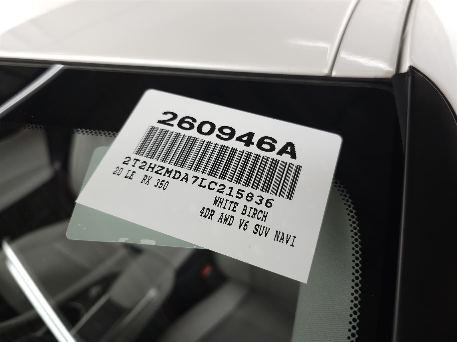 Certified Used 2020 White Lexus  image 34