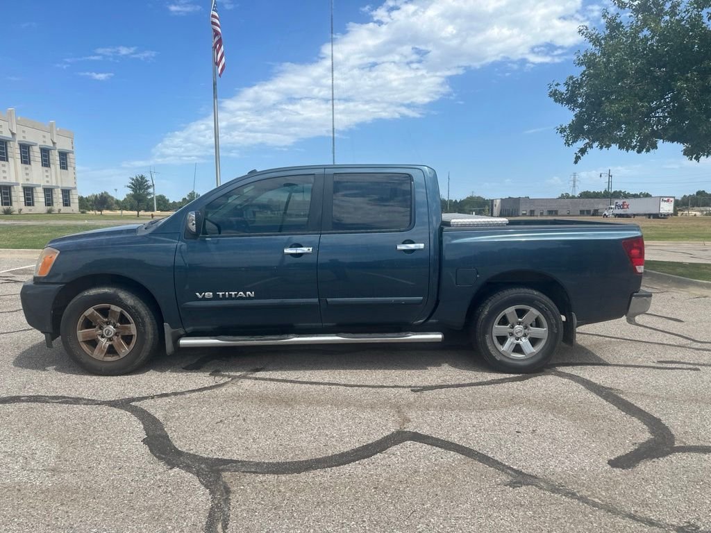 Used 2013 Blue Nissan SV image 8