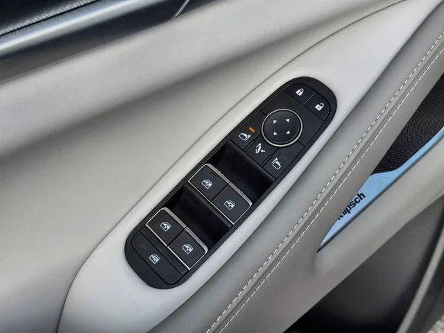 Used 2026 Grand Blue INFINITI LUXE image 24