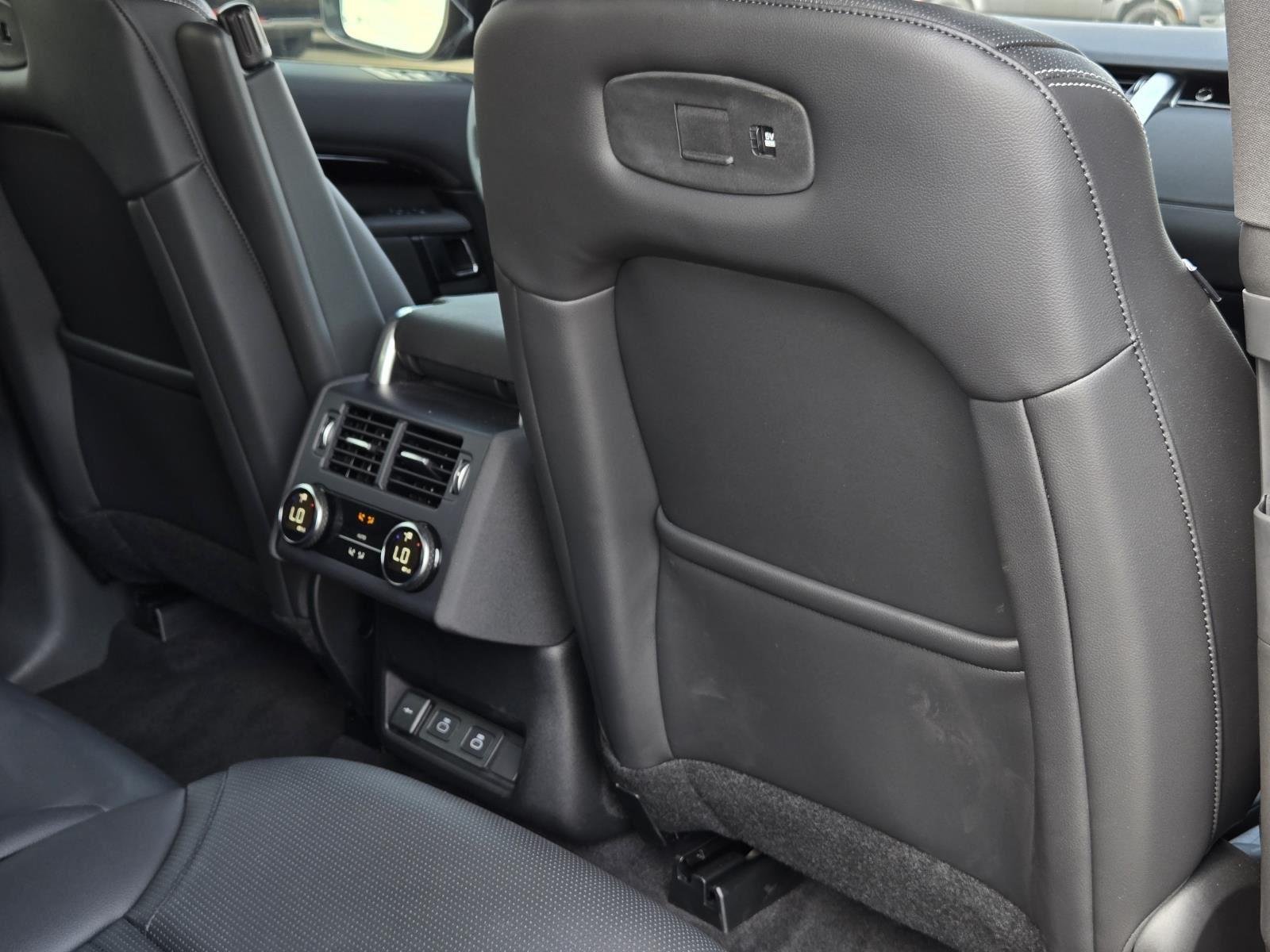 Used 2025 Santorini Black Metallic Land Rover S image 28