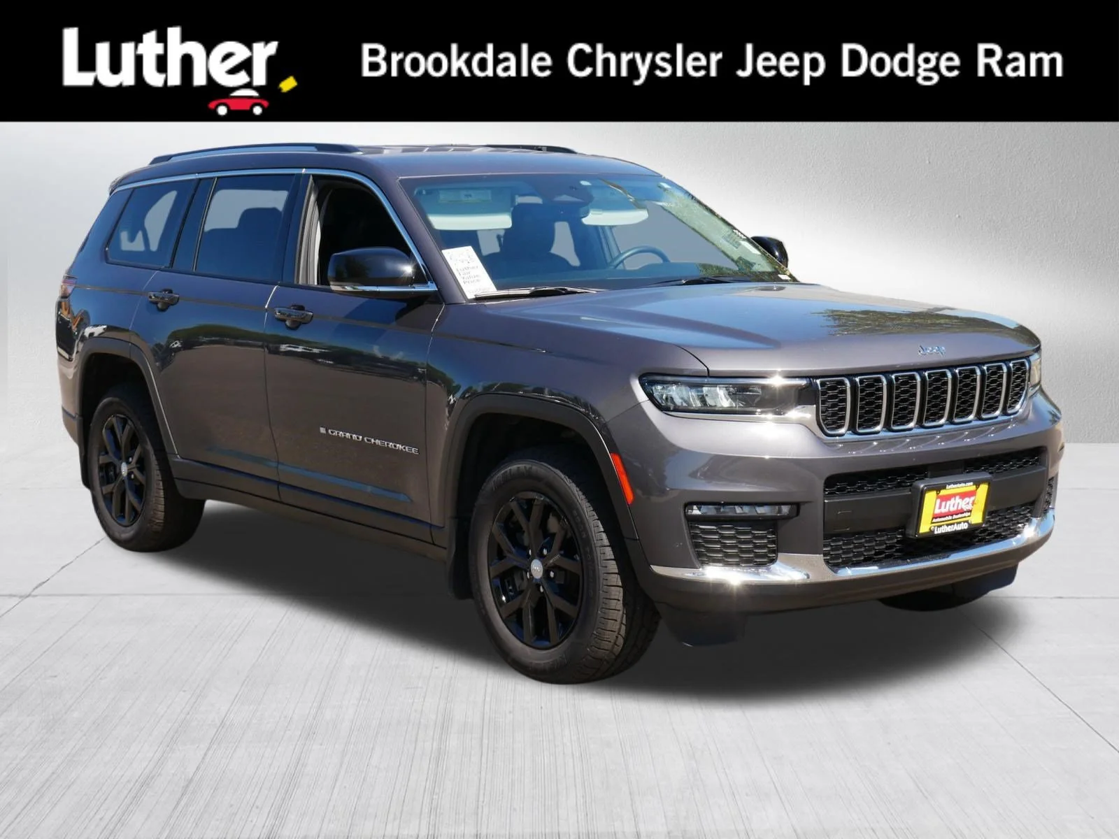 Used 2022 Baltic Gray Metallic Clearcoat Jeep Limited image 1