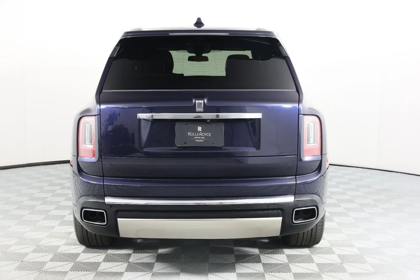 Certified Used 2022 Midnight Rolls-Royce  image 6