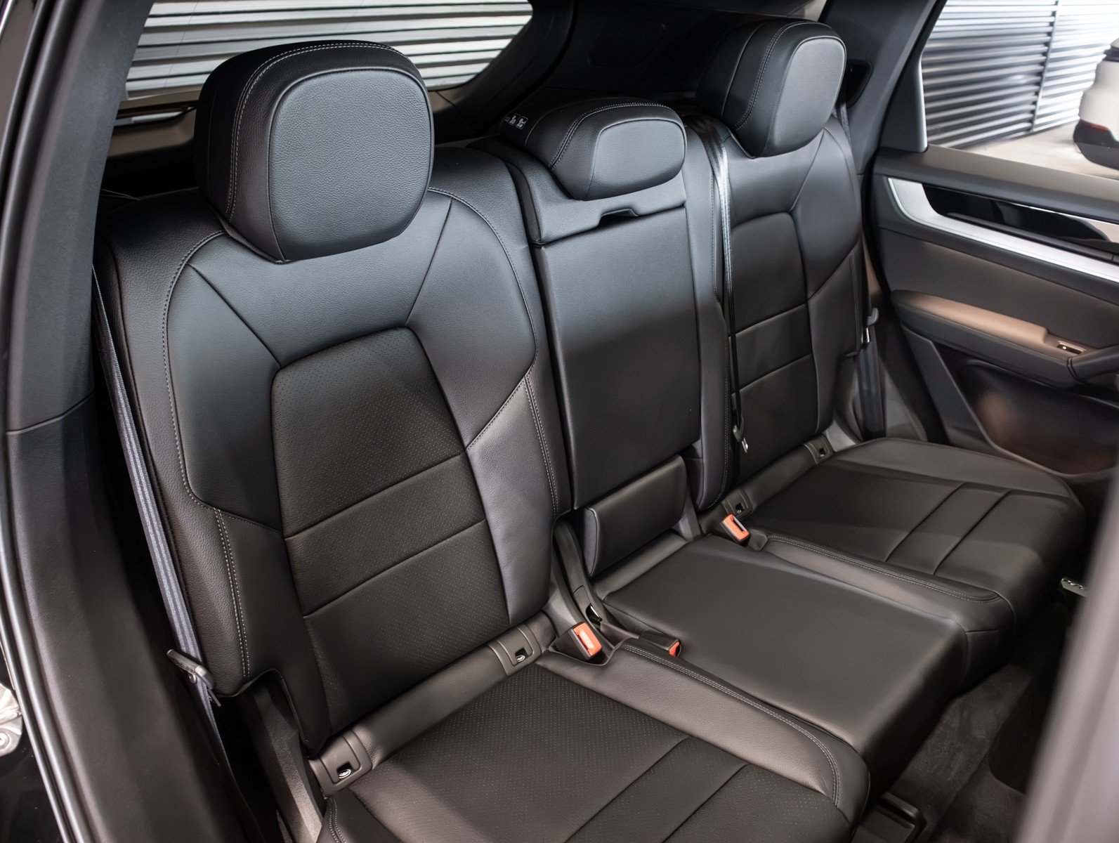 New 2026 Chromite Black Metallic Porsche  image 6