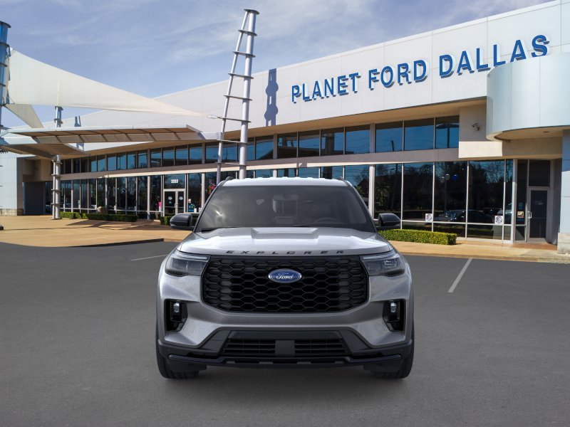 New 2026 Carbonized Gray Metallic Ford ST-Line image 6
