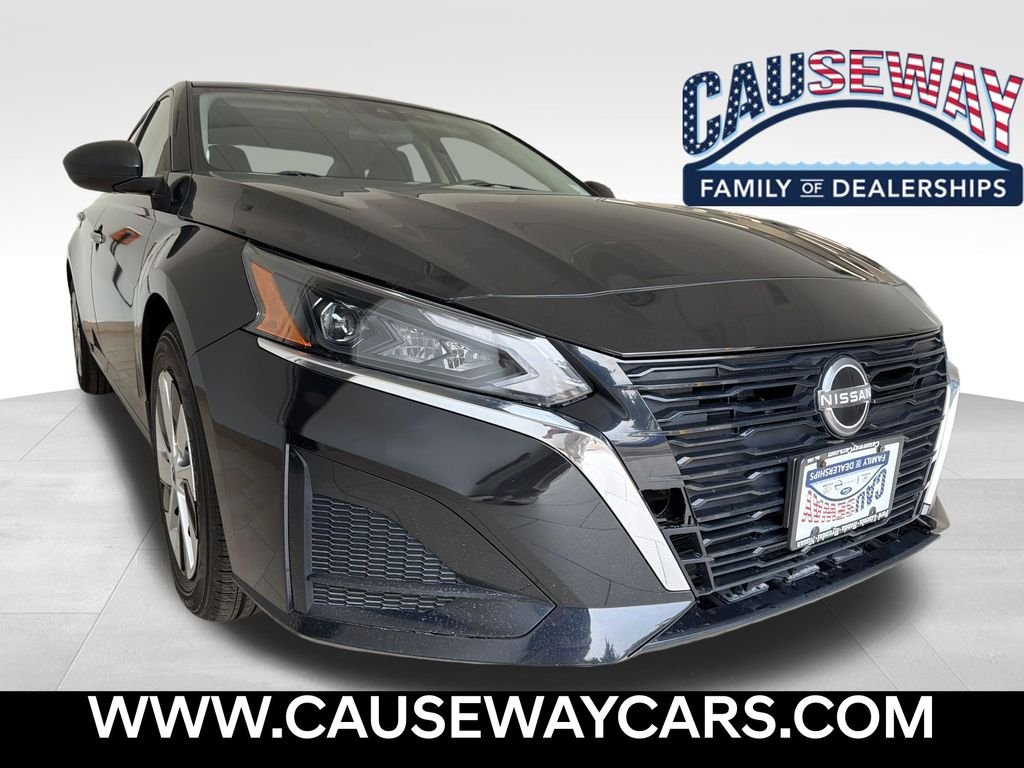 Used 2024 Black Nissan 2.5 S image 1