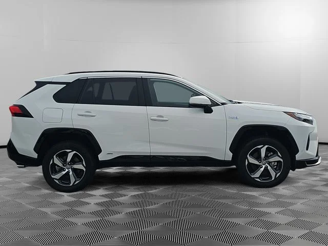 Used 2024 White Toyota SE image 5