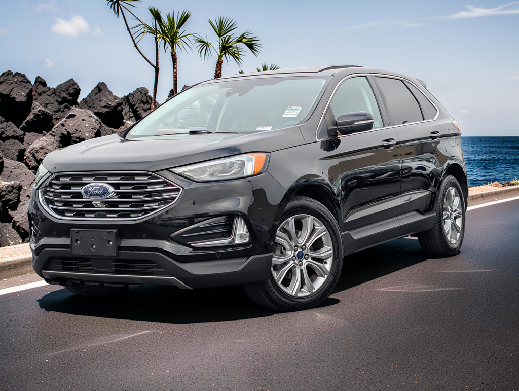 2019 Ford Edge Titanium's photo