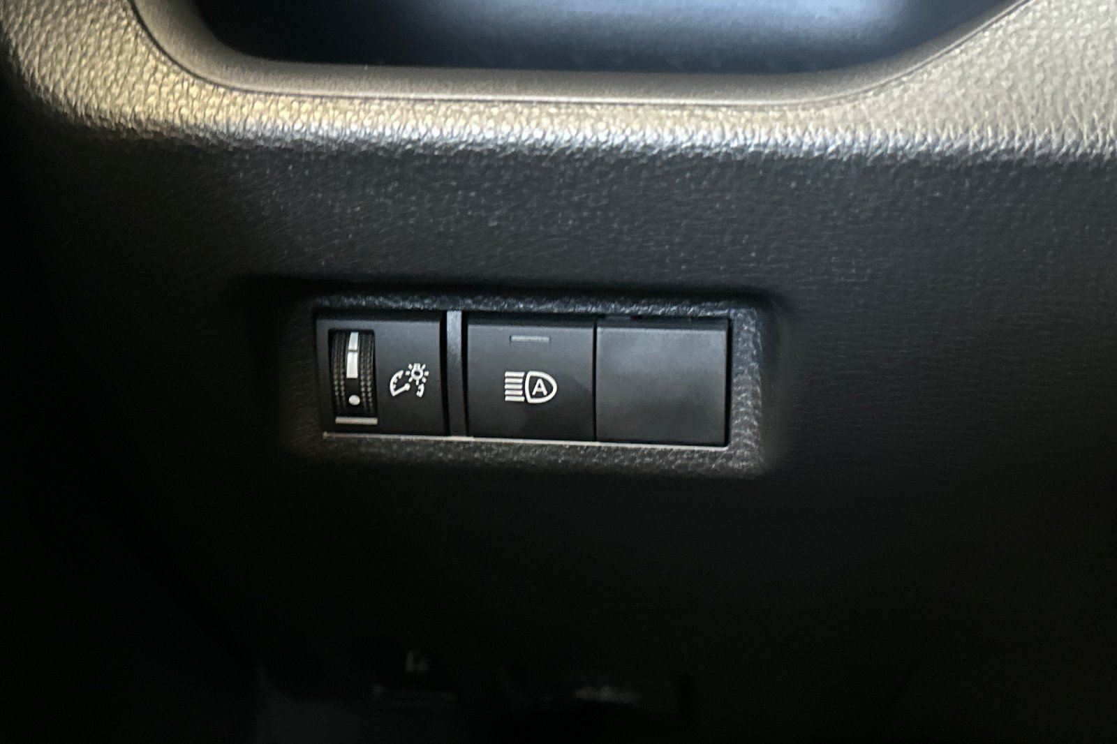 Used 2025 Gray Toyota XLE image 30