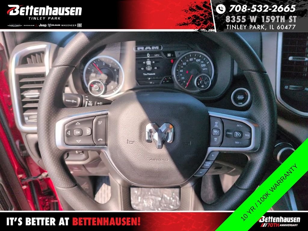 New 2026 Molten Red Pearl-Coat Exterior Paint RAM Tradesman image 19