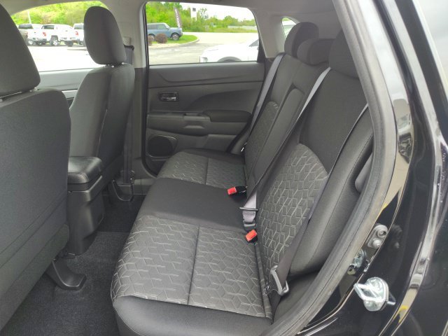 New 2027 Black Mitsubishi 2.0 S image 23