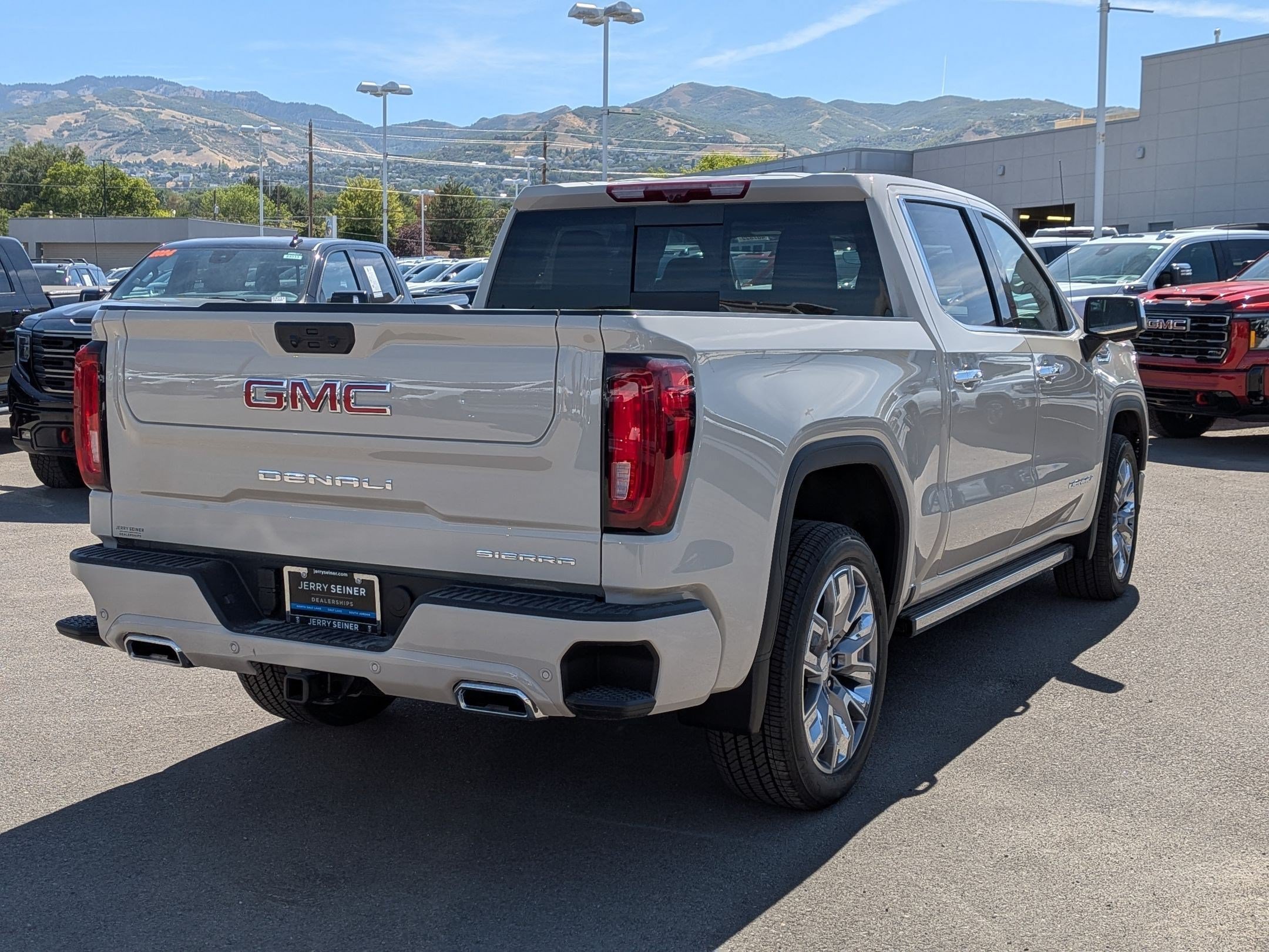 2026 GMC Sierra 1500 Denali - Photo 12