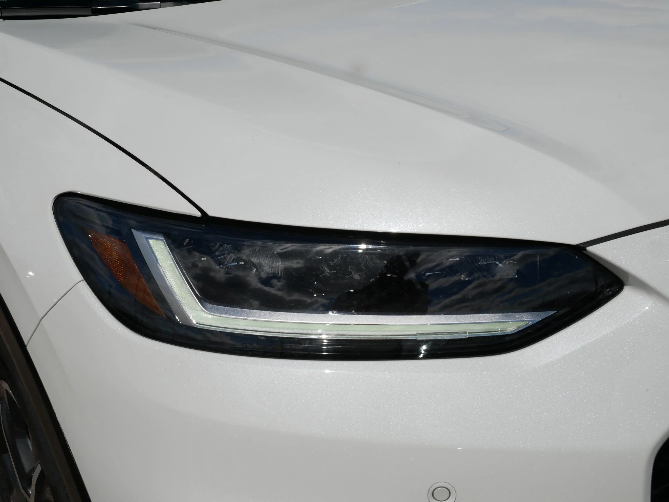 Certified Used 2024 Platinum White Pearl Honda EX-L image 16