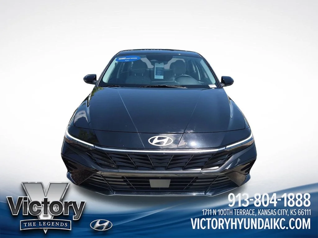 Certified Used 2025 Black Hyundai Limited image 8