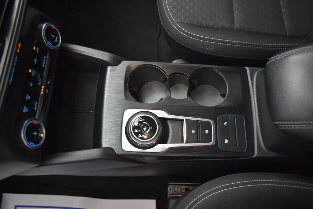 Certified Used 2025 Oxford White Ford Active image 14