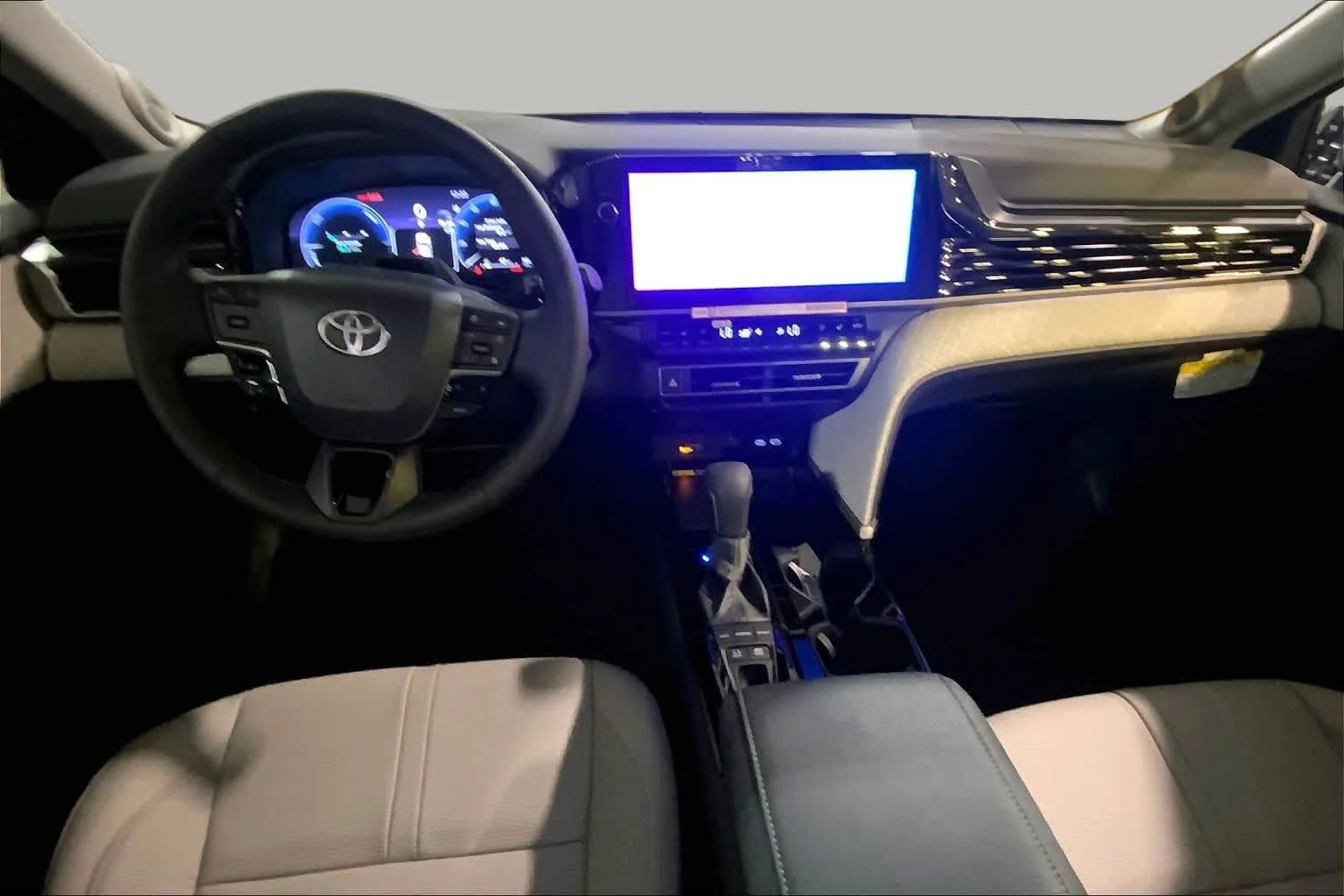 New 2026 Ocean Gem Toyota XLE image 5