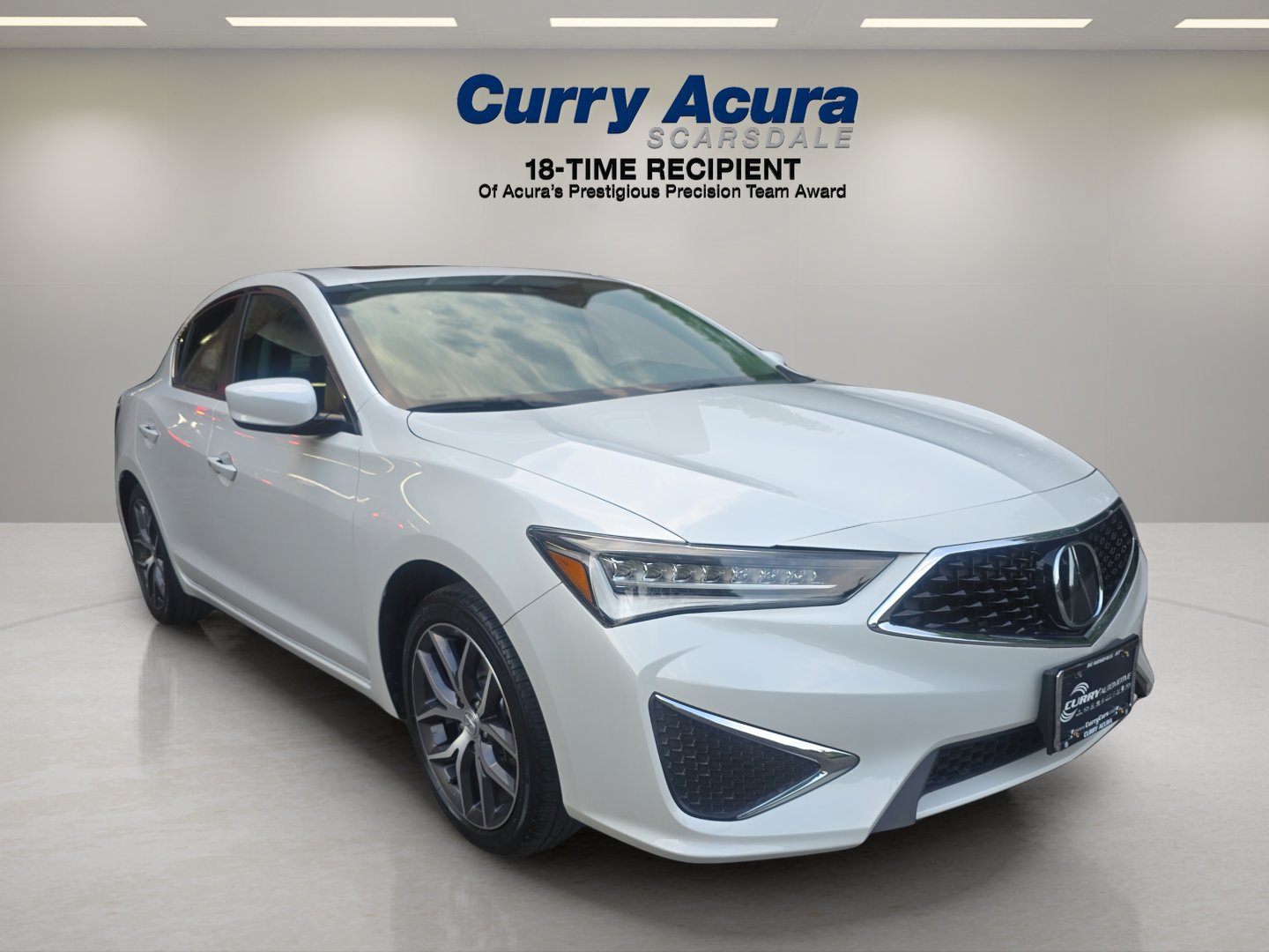 Used 2019 White Acura w/Premium Pkg image 7